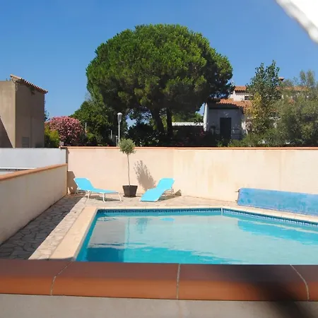 Avec Piscine Et Parking Prive Apartamento