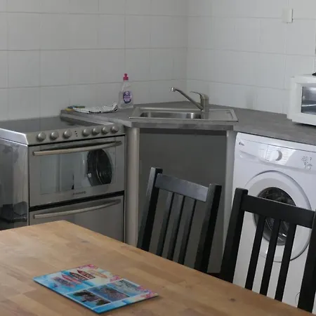 Avec Piscine Et Parking Prive Apartamento