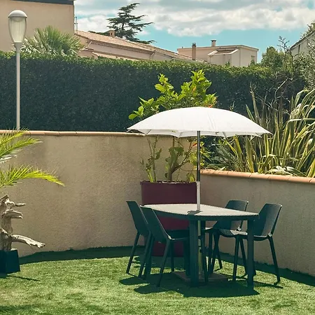 Avec Piscine Et Parking Prive * Агд